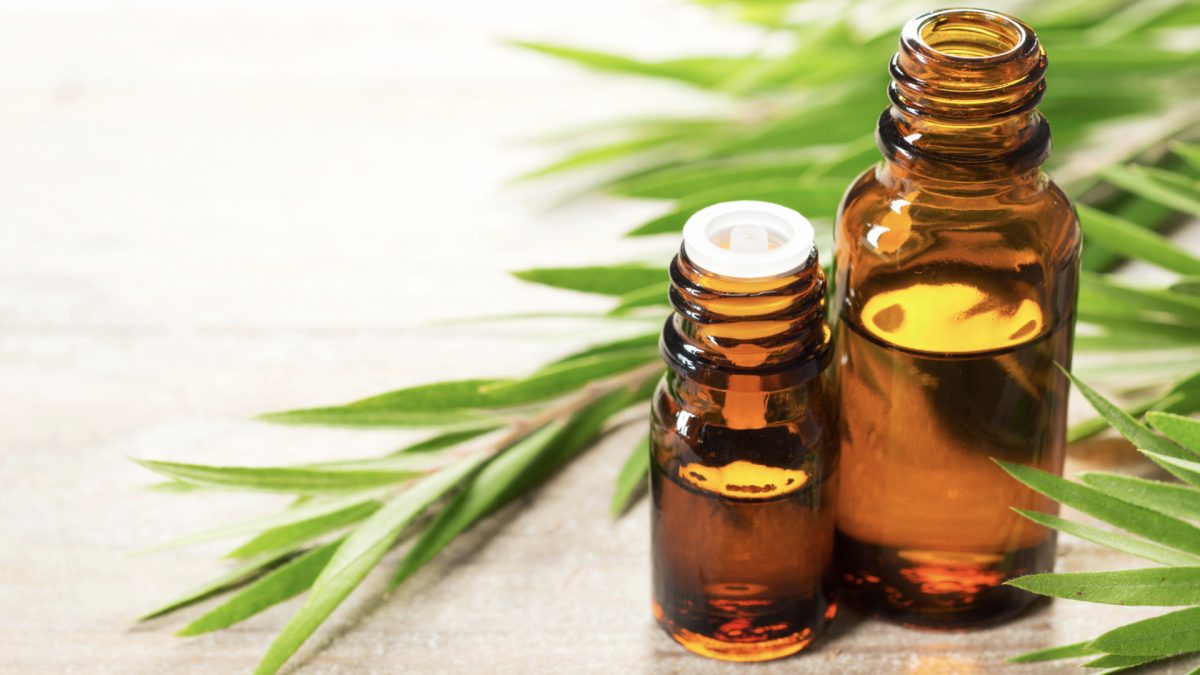 Benzoyl Peroxide vs. Tea Tree Oil for Acne